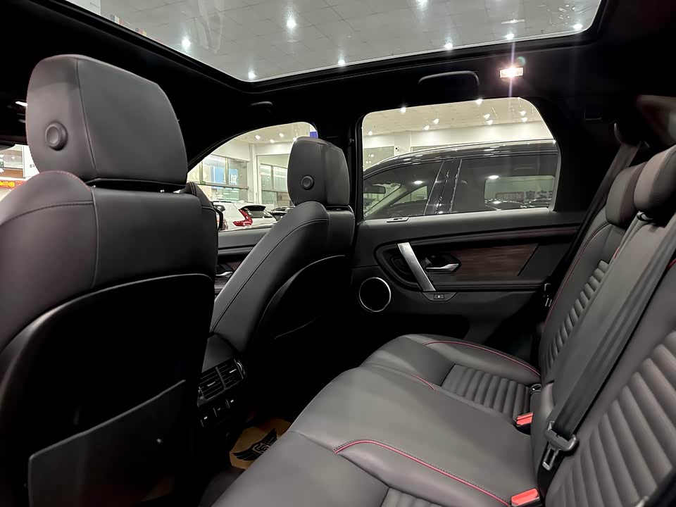 Land Rover Discover sports