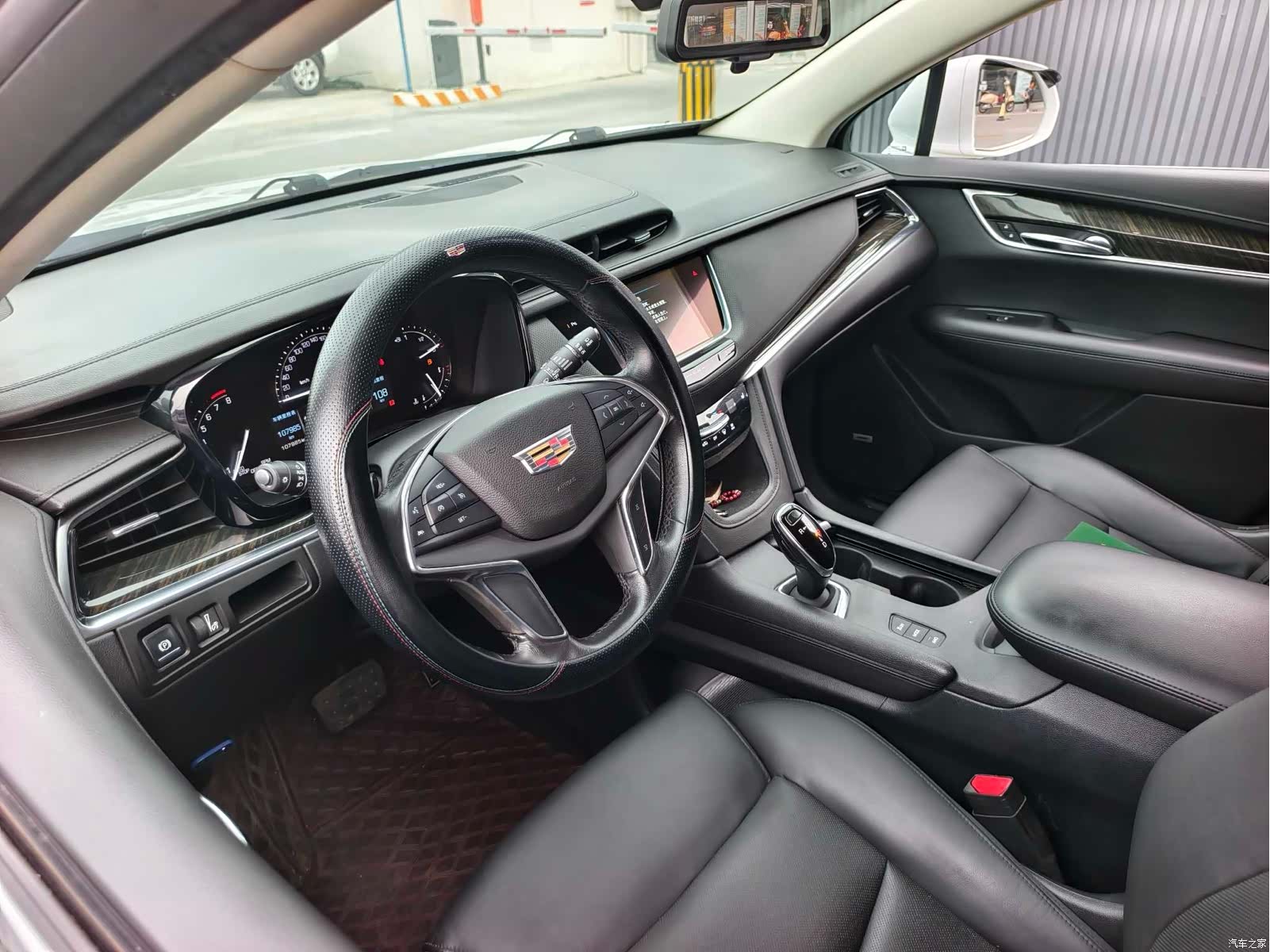 Cadillac XT5, 2017 11