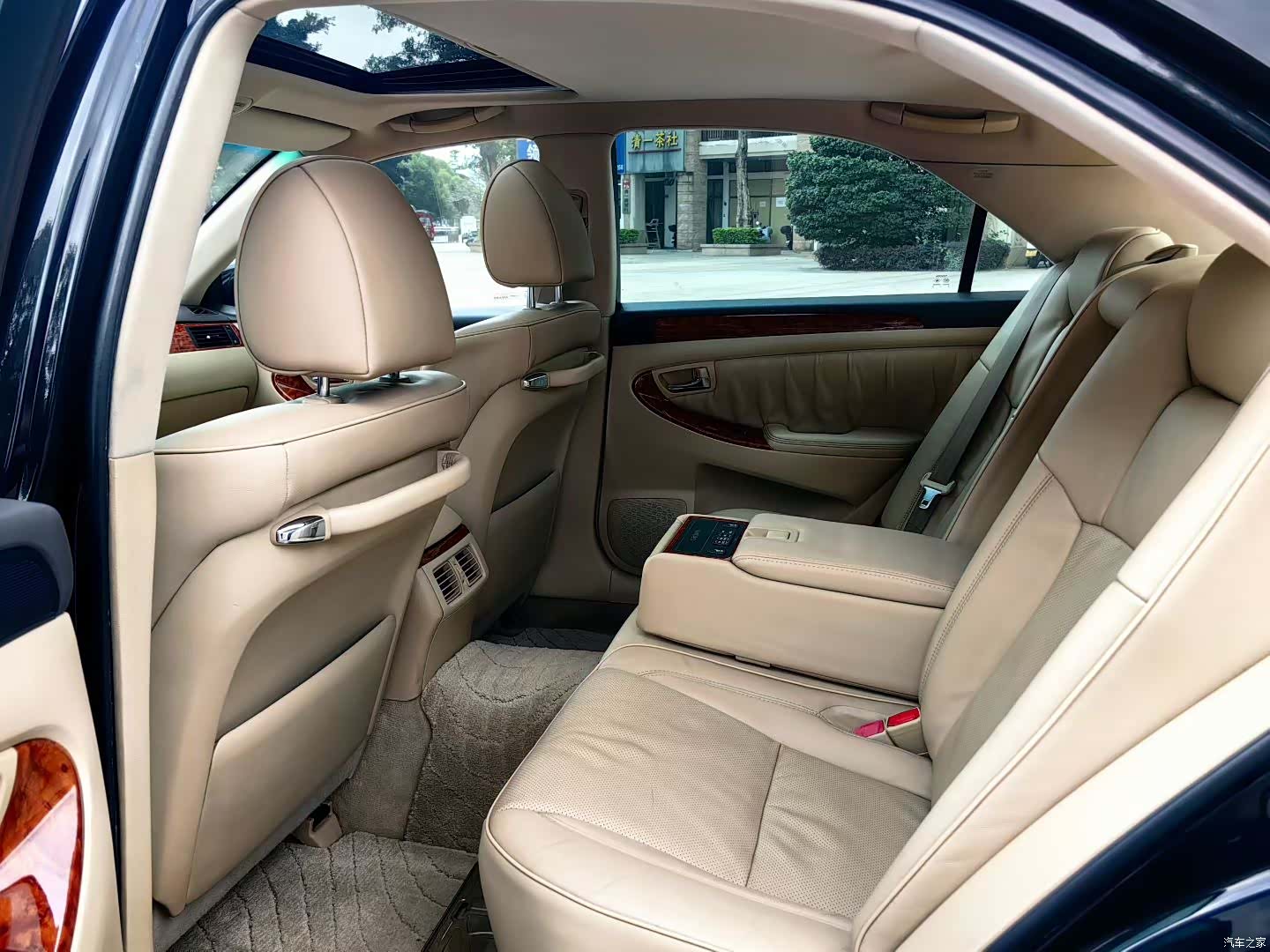 Toyota Crown, 2008 6