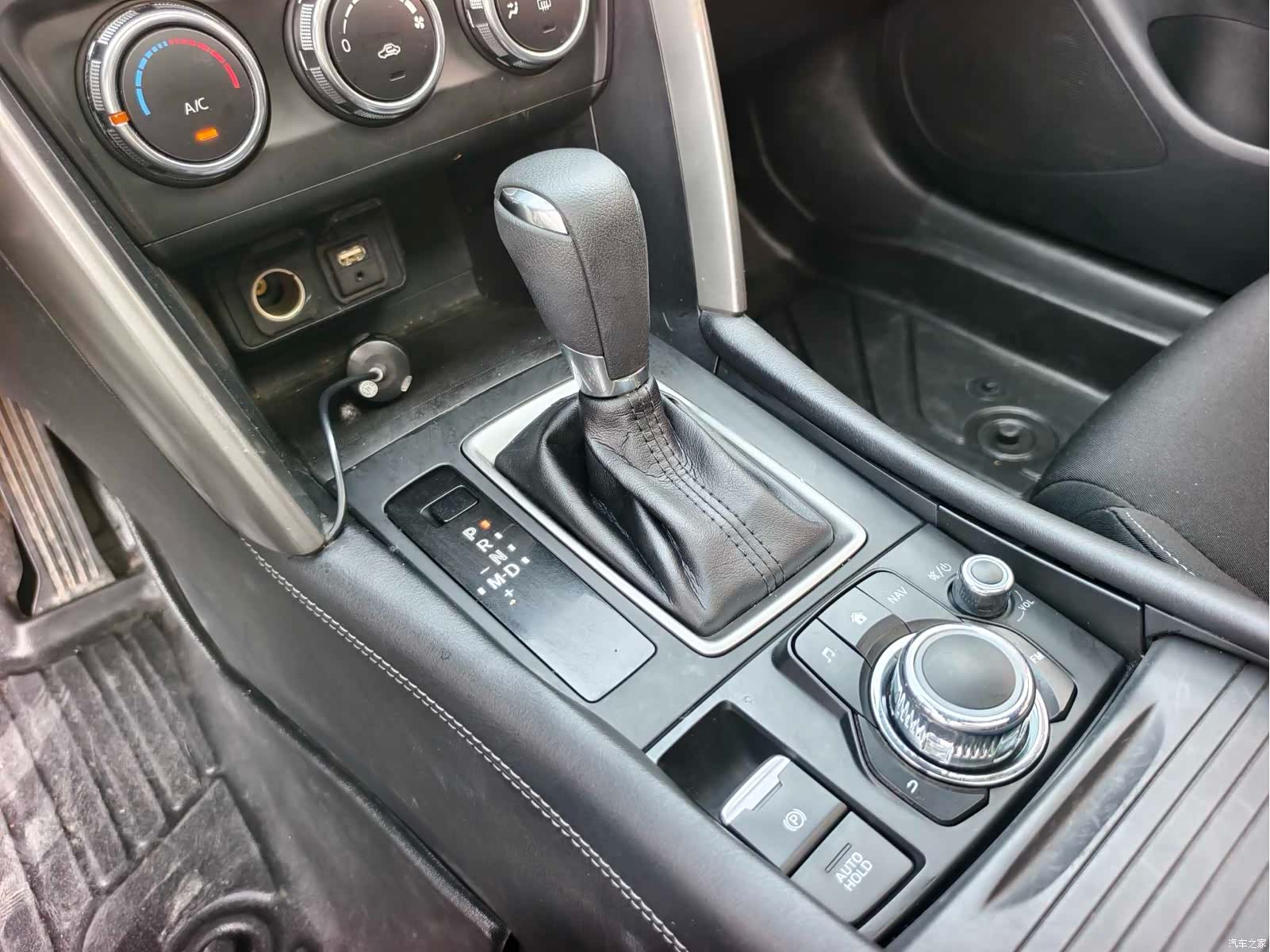 Mazda CX-4, 2017 6