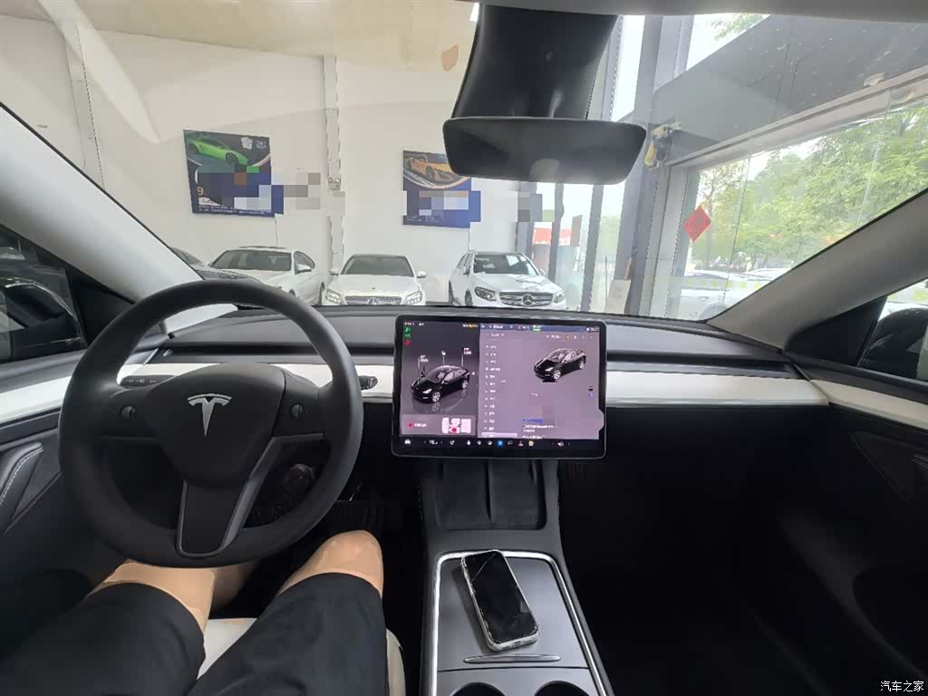 Tesla Model Y, 2023 10