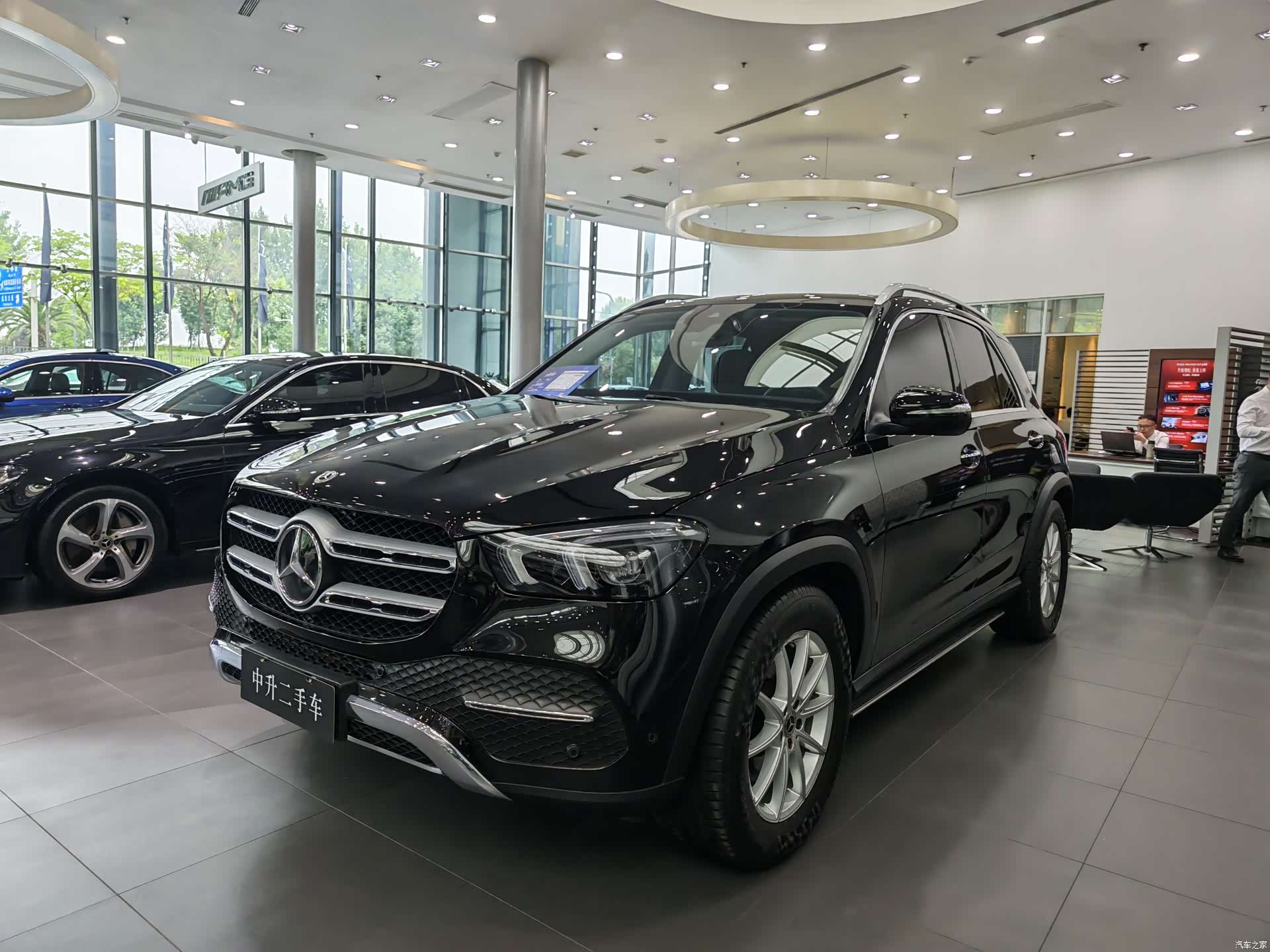 Mercedes-Benz GLE, 2022 1