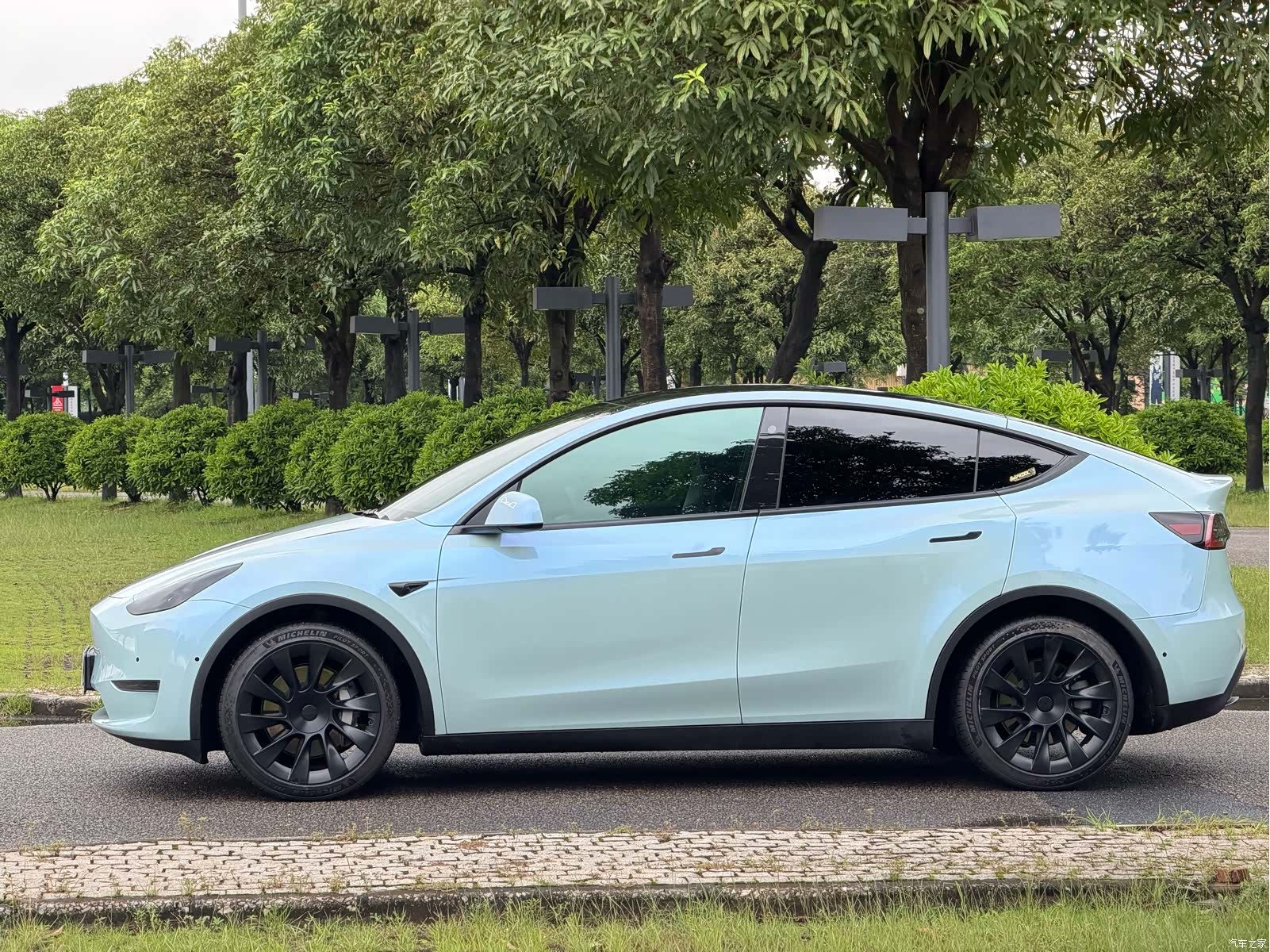 Tesla Model Y, 2021 22