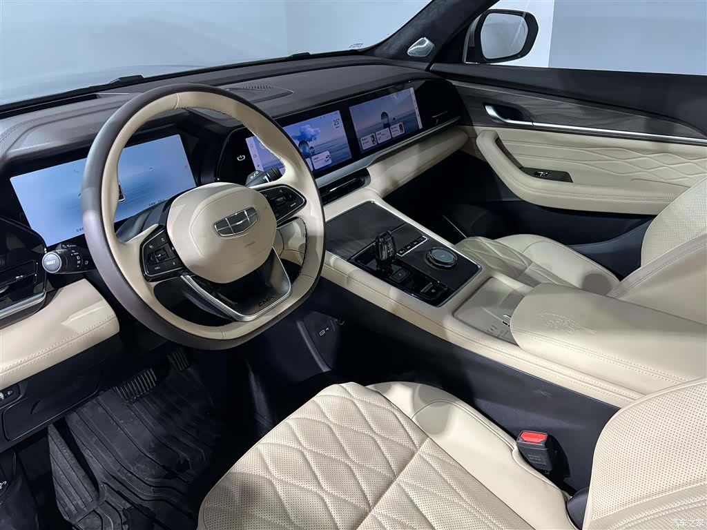 Geely Xingyue L, 2025 6
