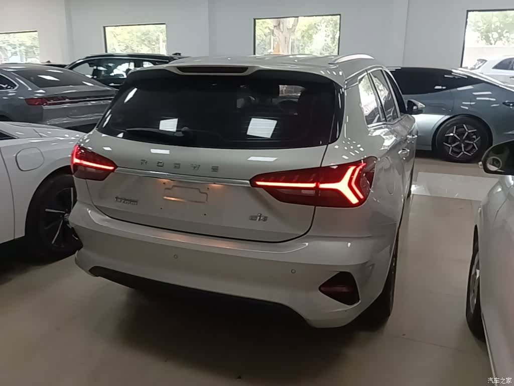 Roewe Ei5, 2021 7