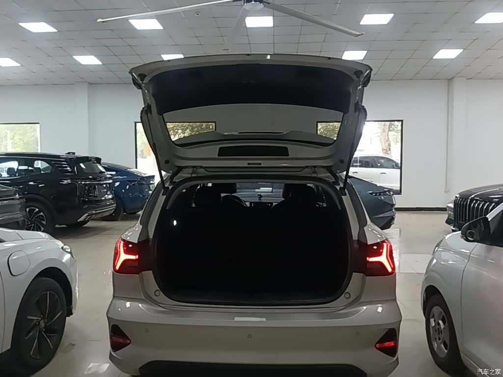 Roewe Ei5, 2021 19