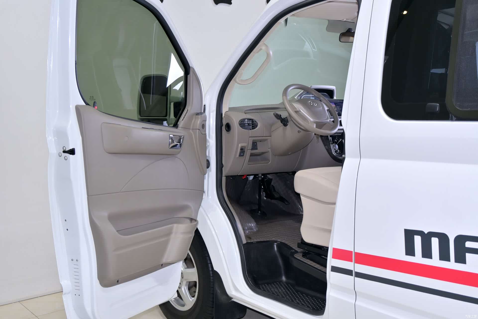 Maxus V80, 2018 8