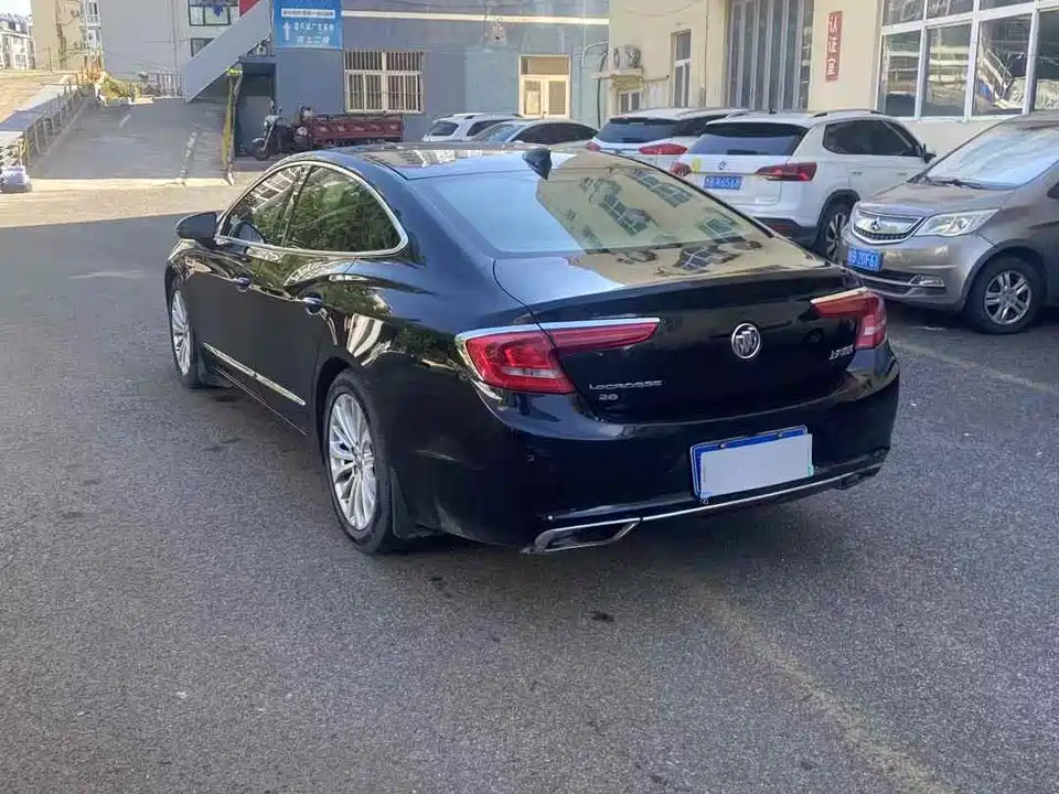 Buick Lacrosse