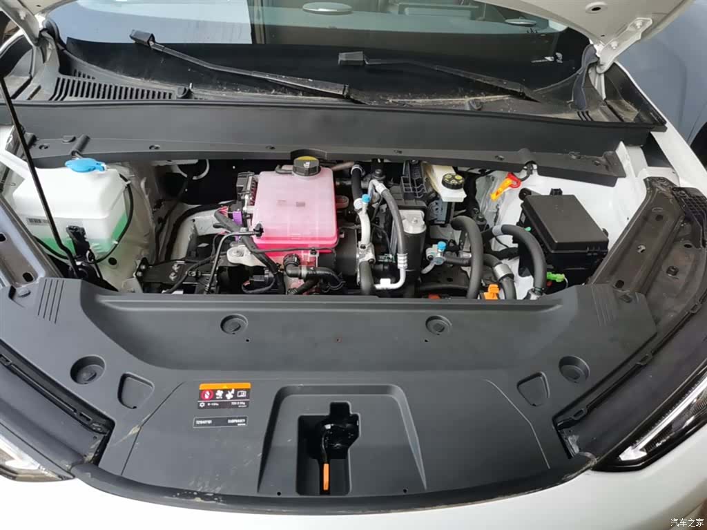 Geely Galaxy E5, 2026 20