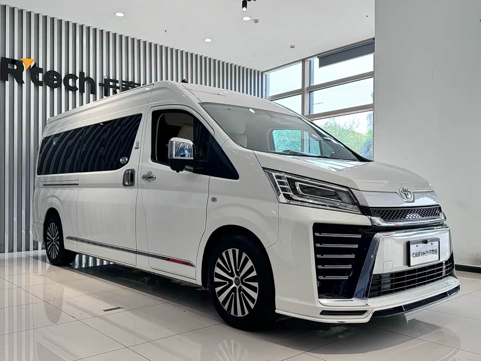 Toyota HIACE Toyota HIACE