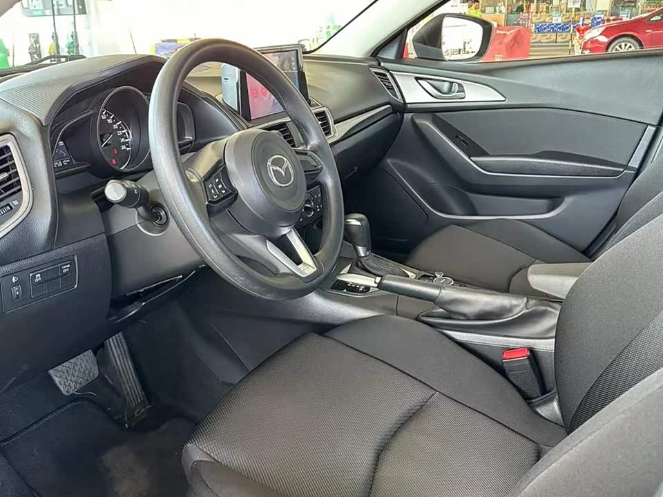 Mazda 3 Angkesaila Mazda 3 Angkesaila