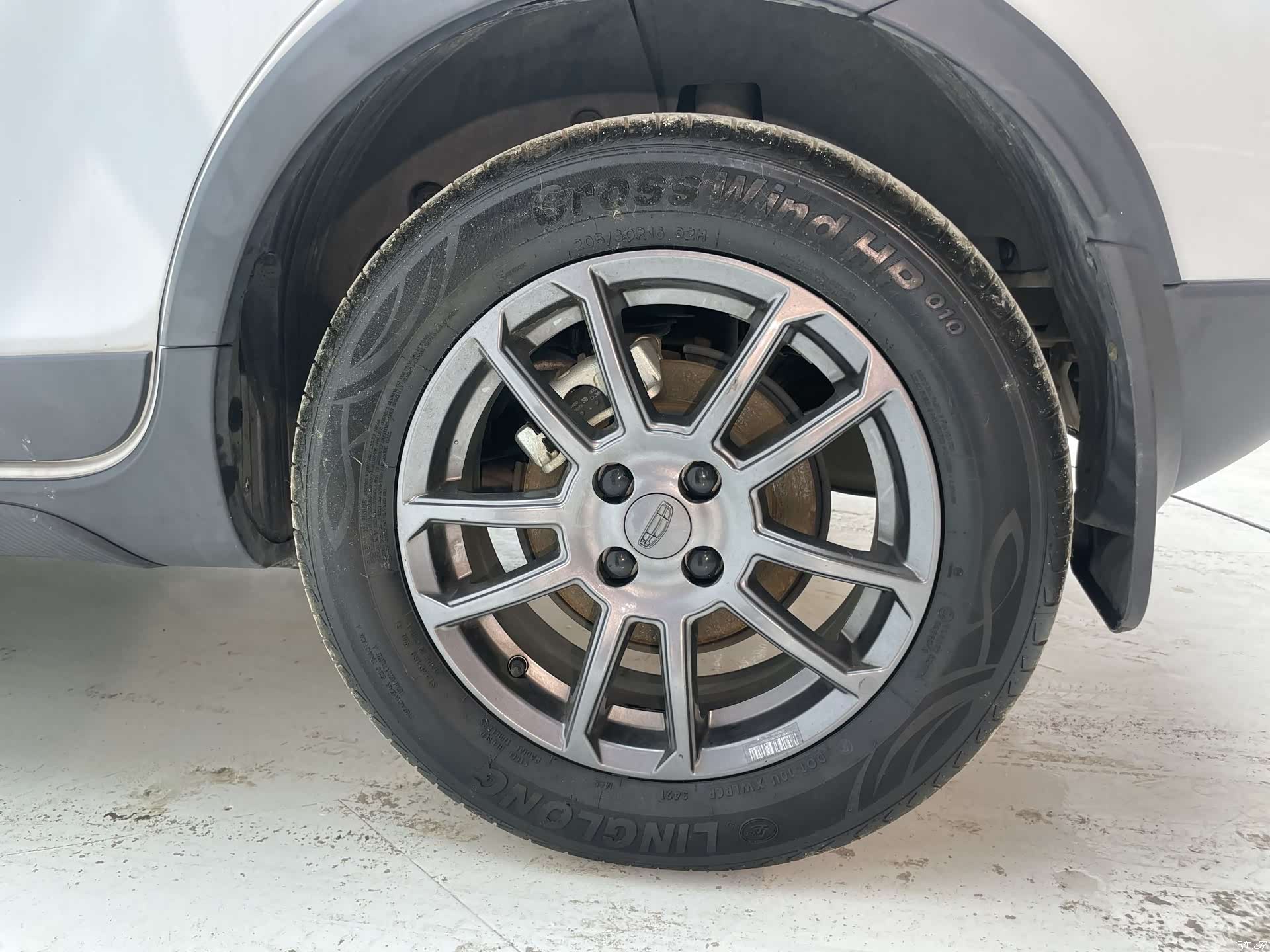 Geely X3, 2021 10