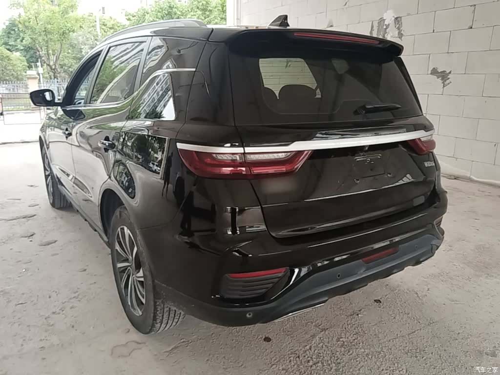 Geely X6, 2020 все фото