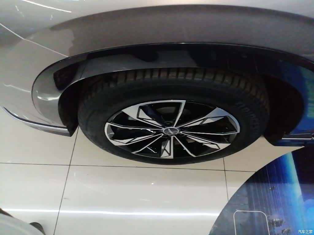 Roewe RX5, 2025 23