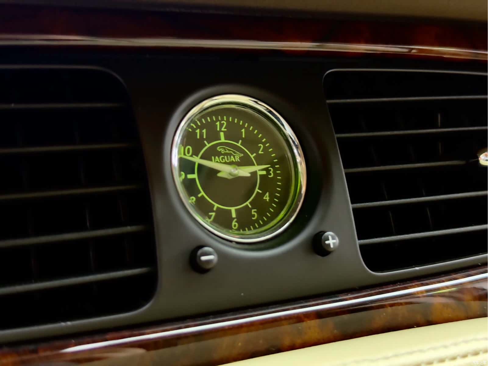 Jaguar XJ, 2006 10