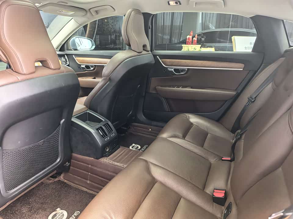 Volvo S90 Volvo S90