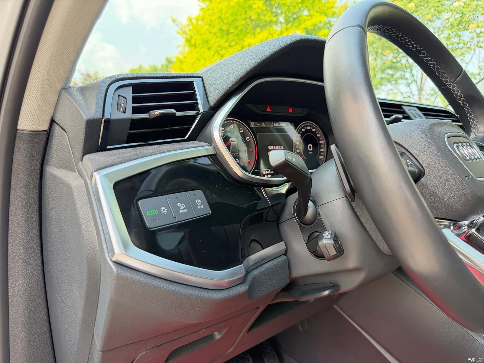 Audi Q3, 2022 8