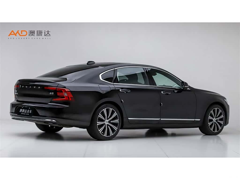 Volvo S90, 2022 3