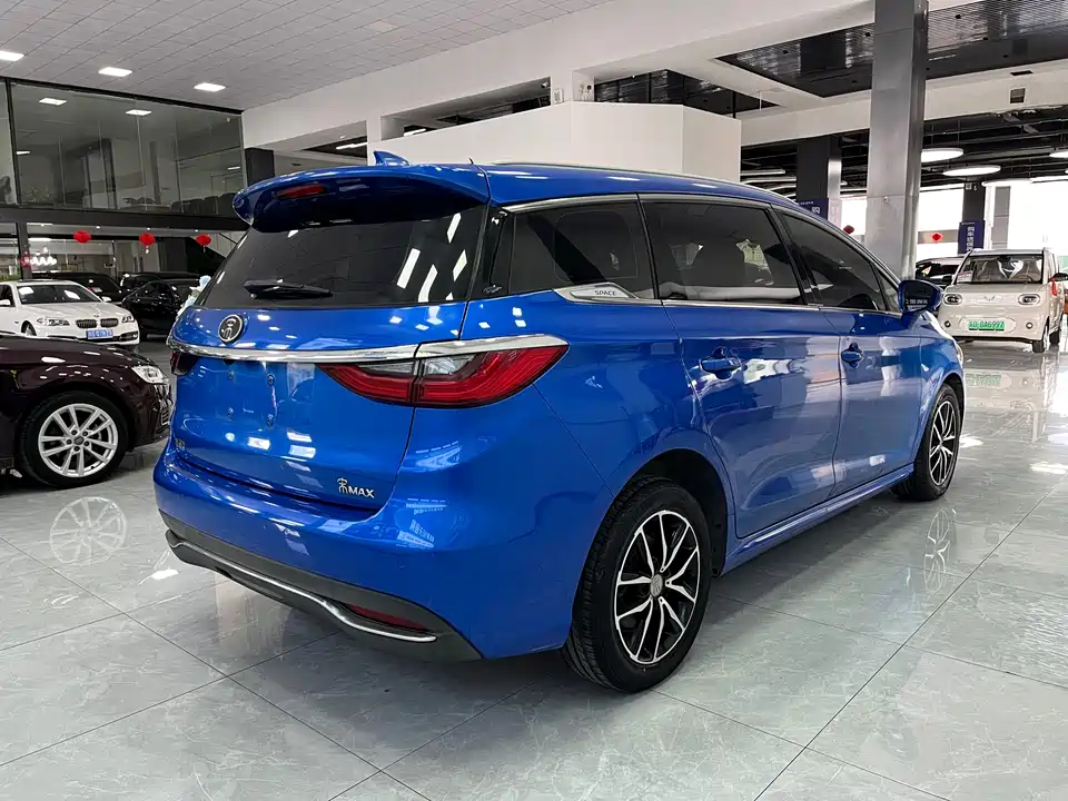 BYD Song MAX
