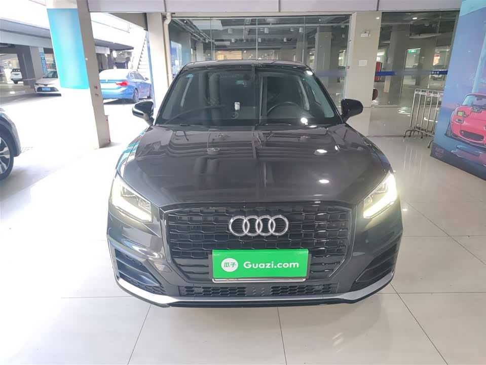 Audi Q2L