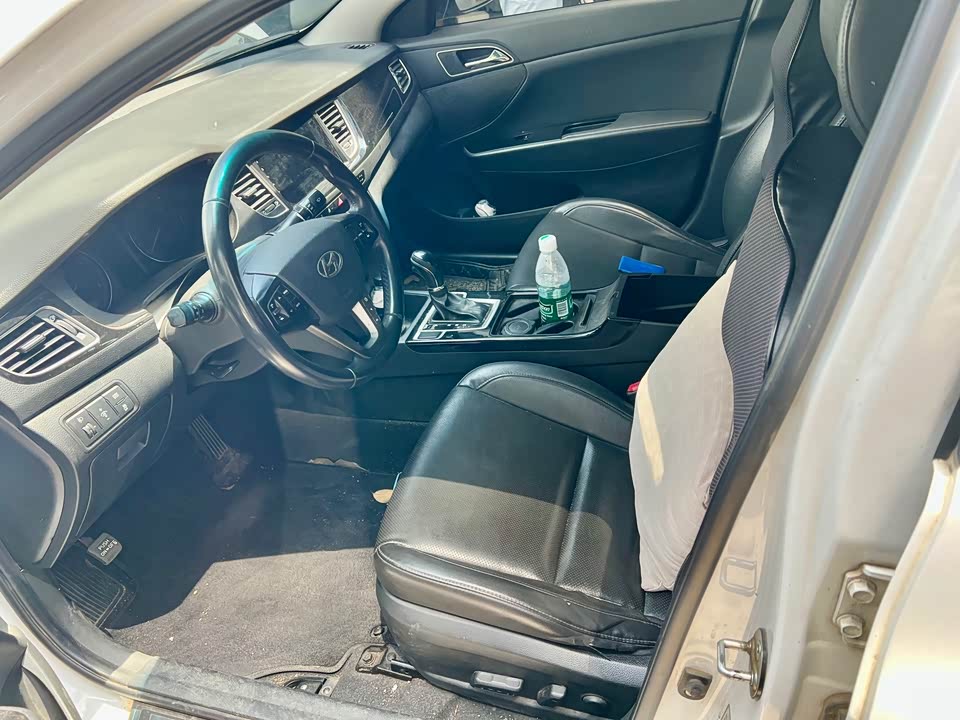 Hyundai Name picture