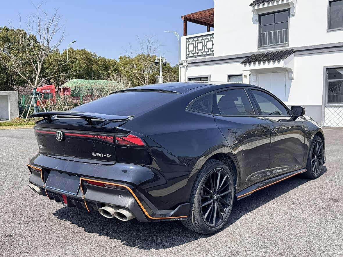 Changan UNI-V, 2022 7