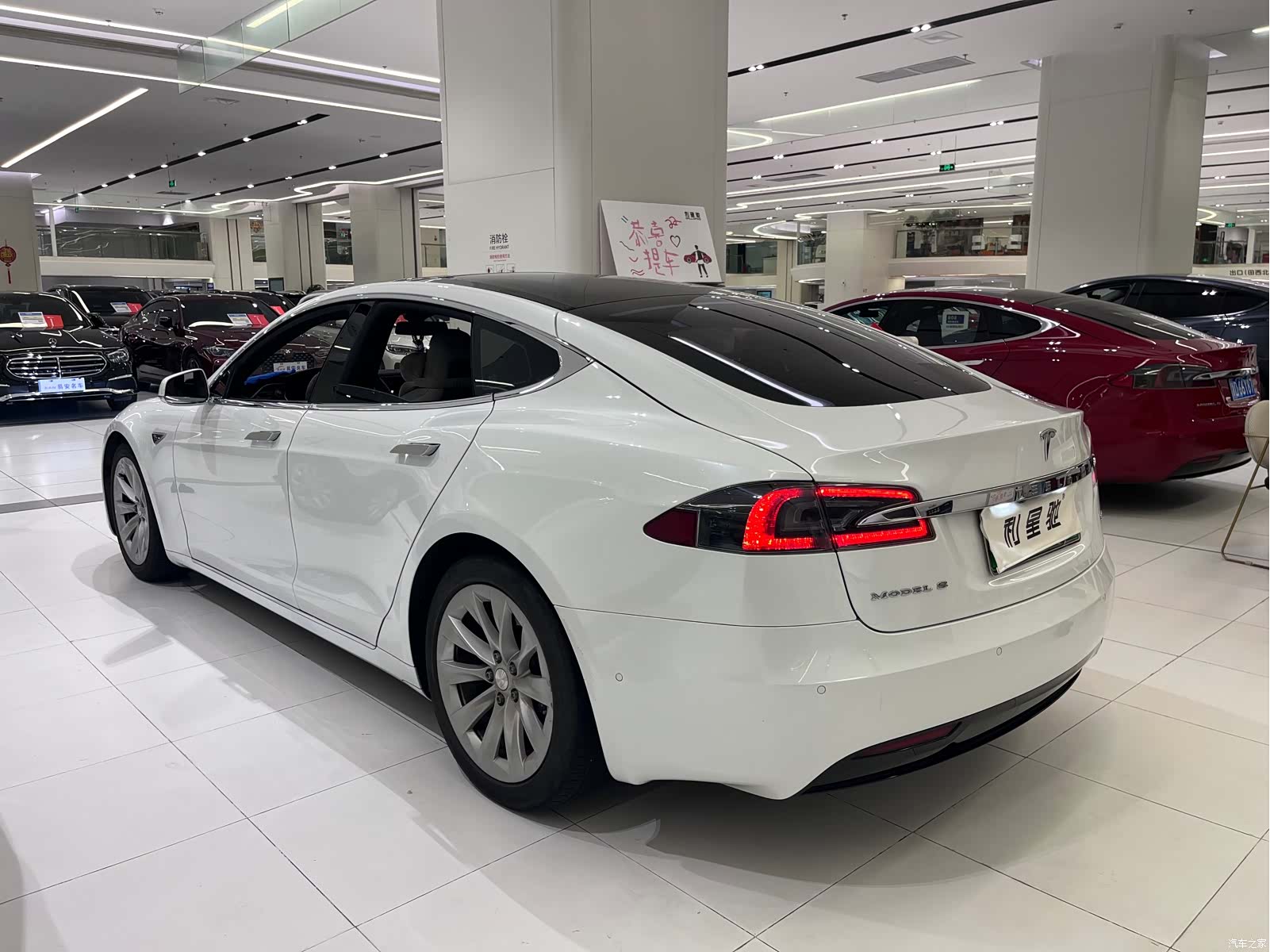 Tesla Model S, 2016 4