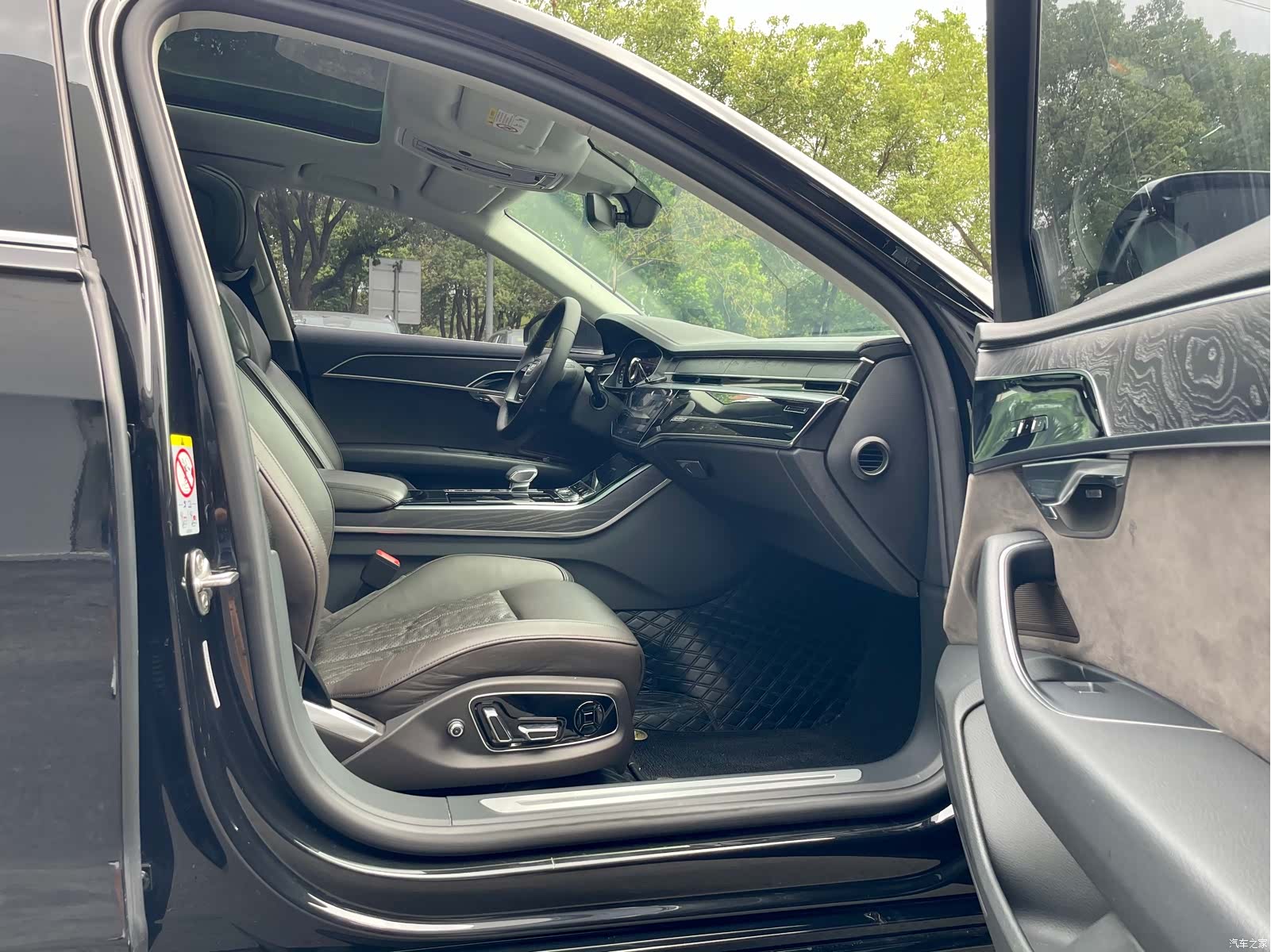 Audi A8L, 2020 10