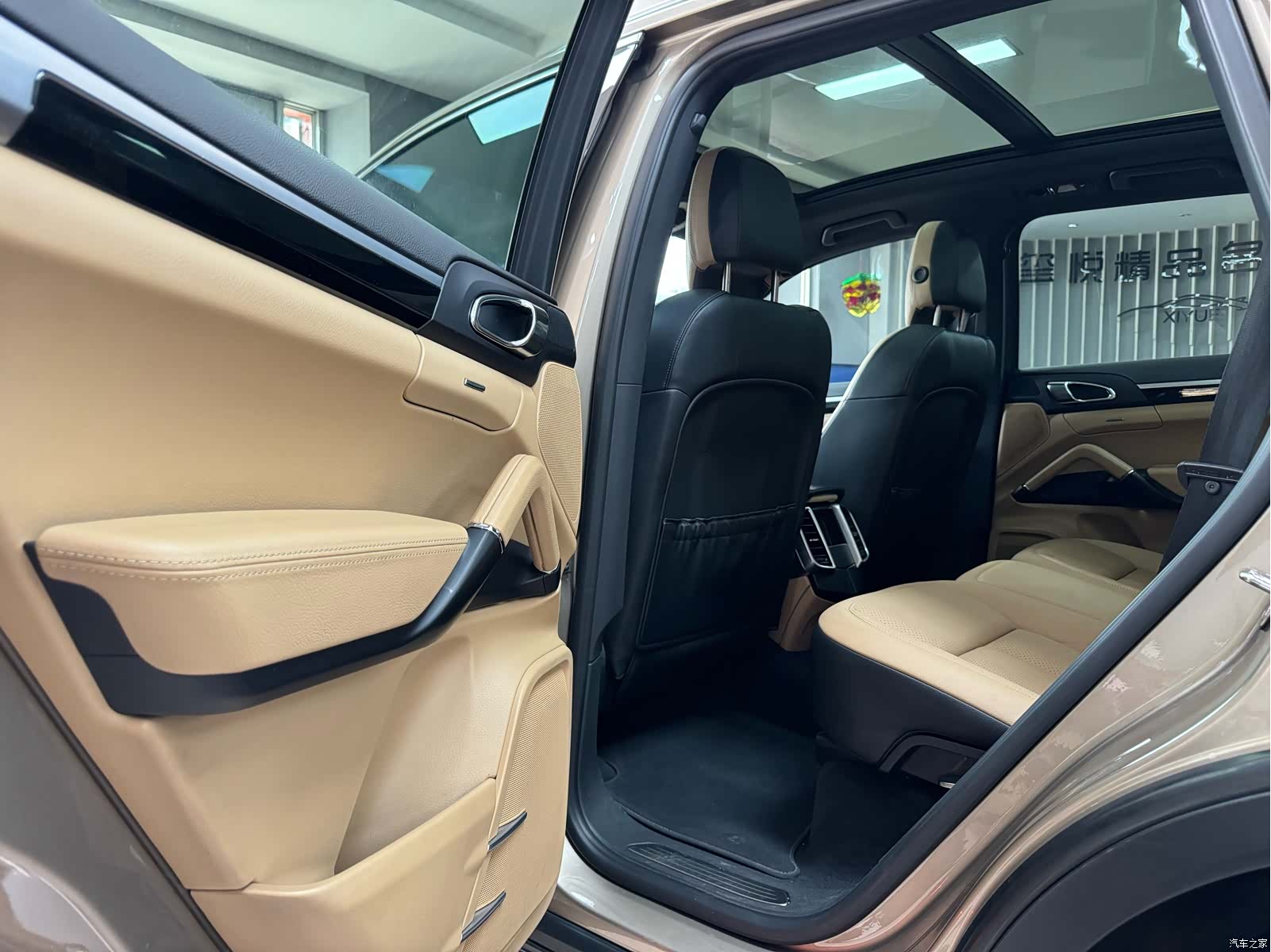 Porsche Cayenne, 2015 19