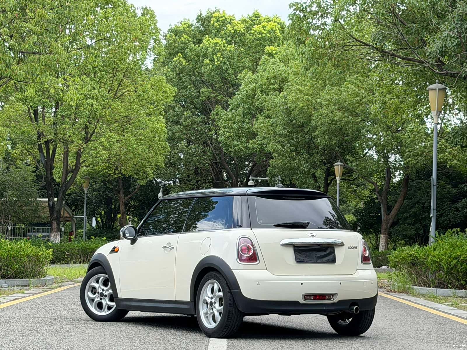 Mini Cooper, 2011 6