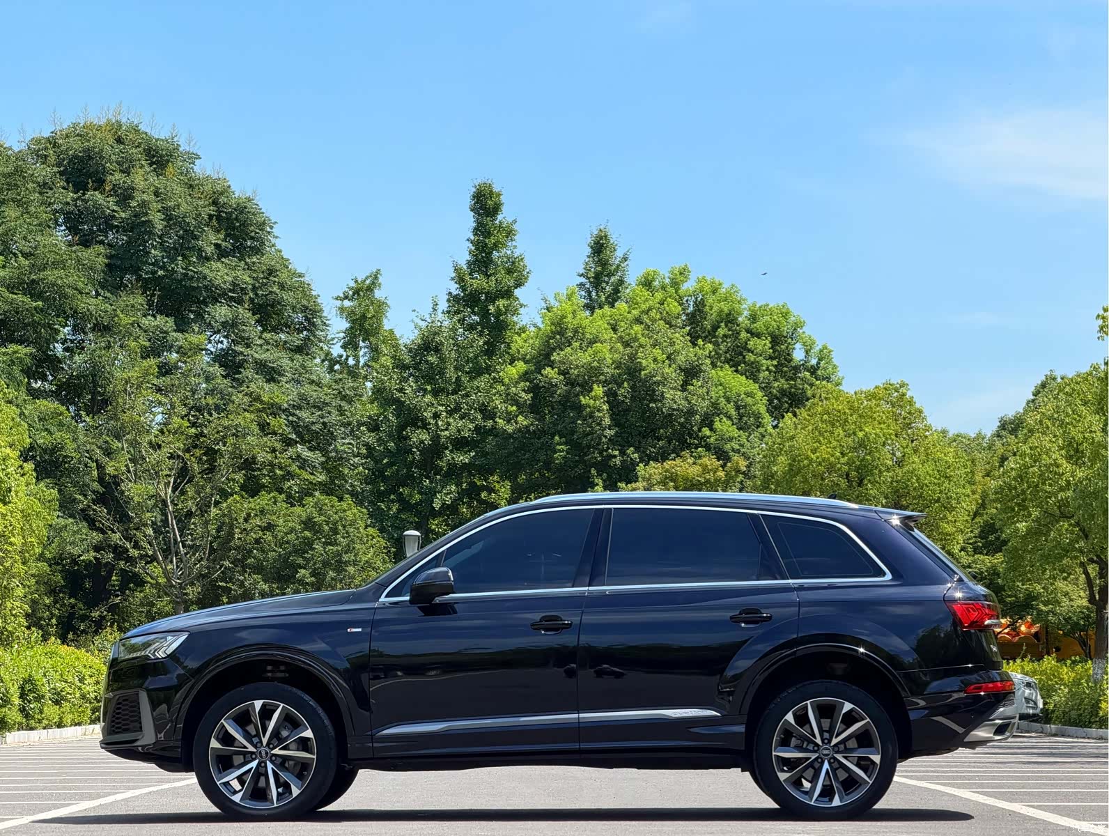 Audi Q7, 2021 3