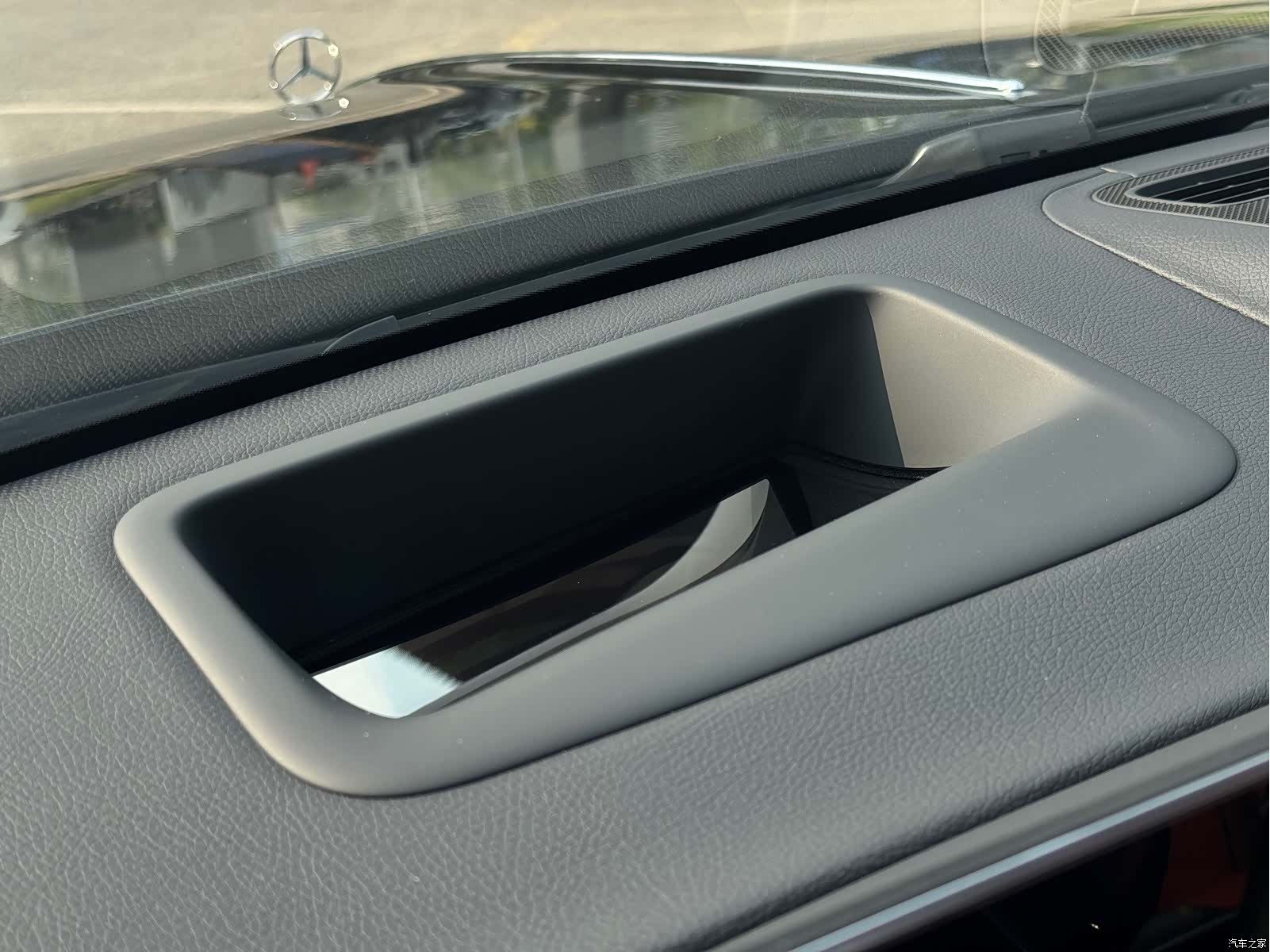Maybach S-Class, 2023 15