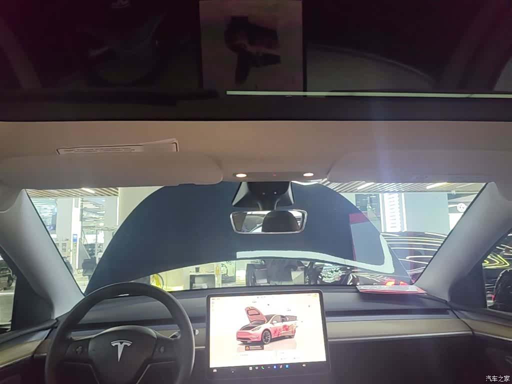 Tesla Model Y, 2022 18