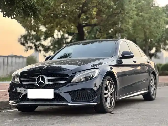 Mercedes-Benz C-Class 2017 — купить из Китая под заказ
