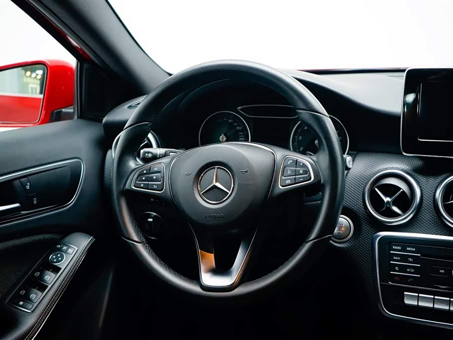 Mercedes-Benz Class A Mercedes-Benz Class A