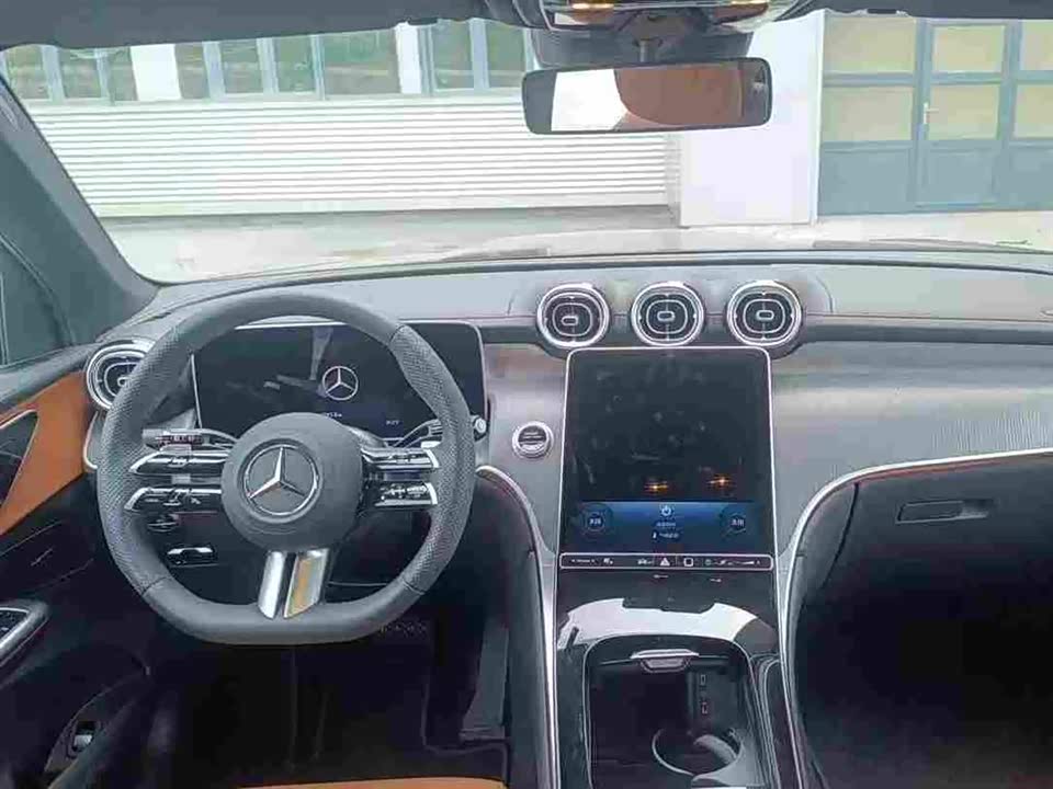 Mercedes-Benz GLC Mercedes-Benz GLC