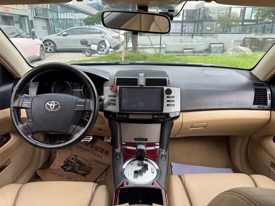 Toyota Reiz Toyota Reiz