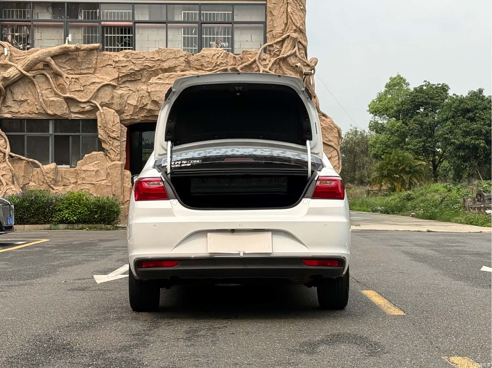 Geely VI, 2019 16