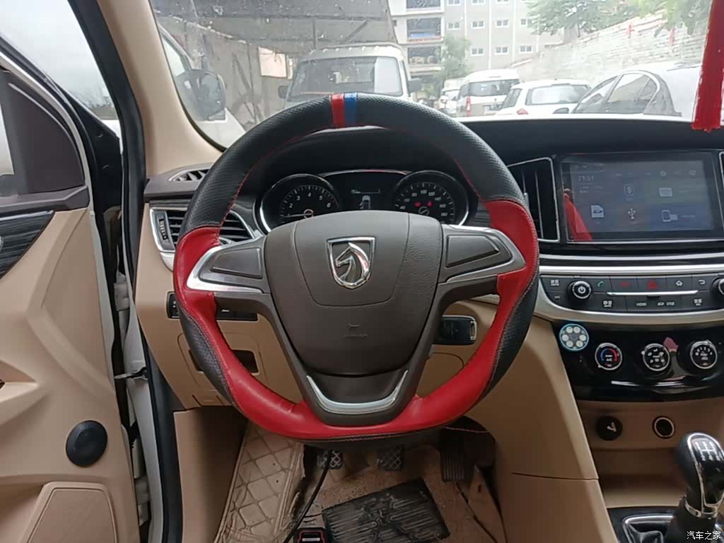 Wuling 730, 2018 11