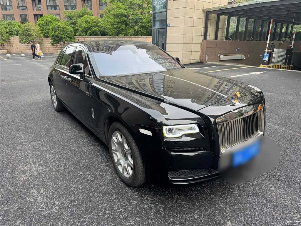 Rolls-Royce Ghost, 2012 3