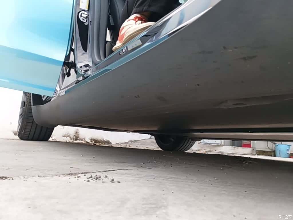 Tesla Model Y, 2022 21