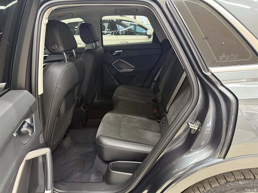 Audi Q3, 2022 18