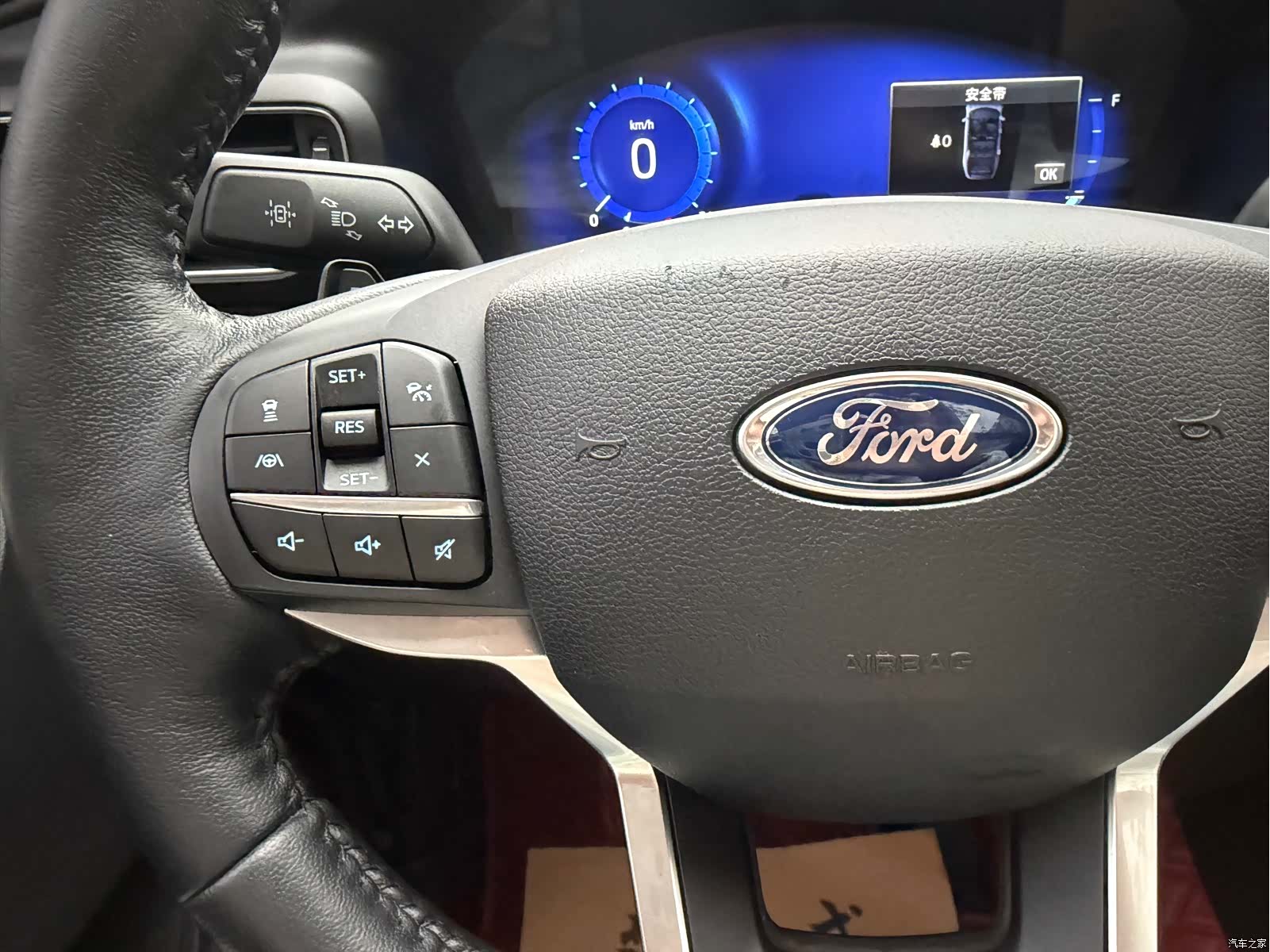 Ford Explorer, 2021 20