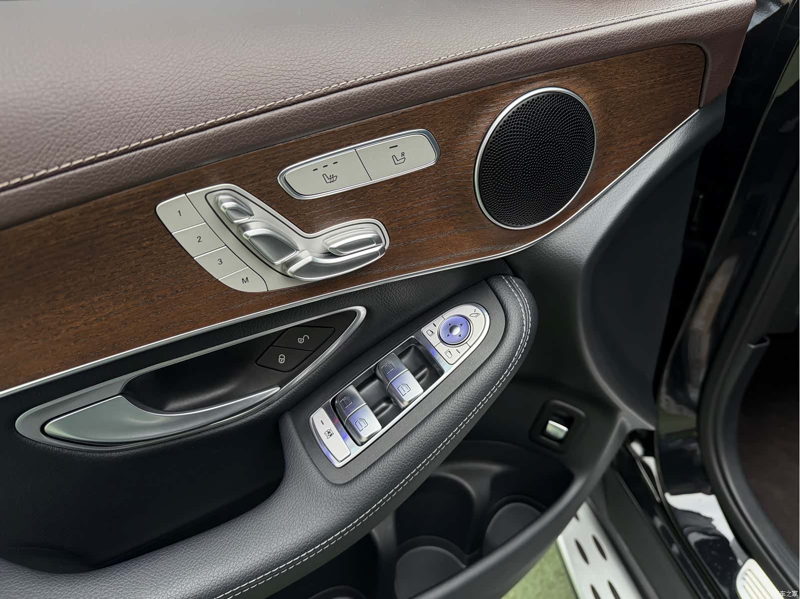 Mercedes-Benz GLC, 2023 12