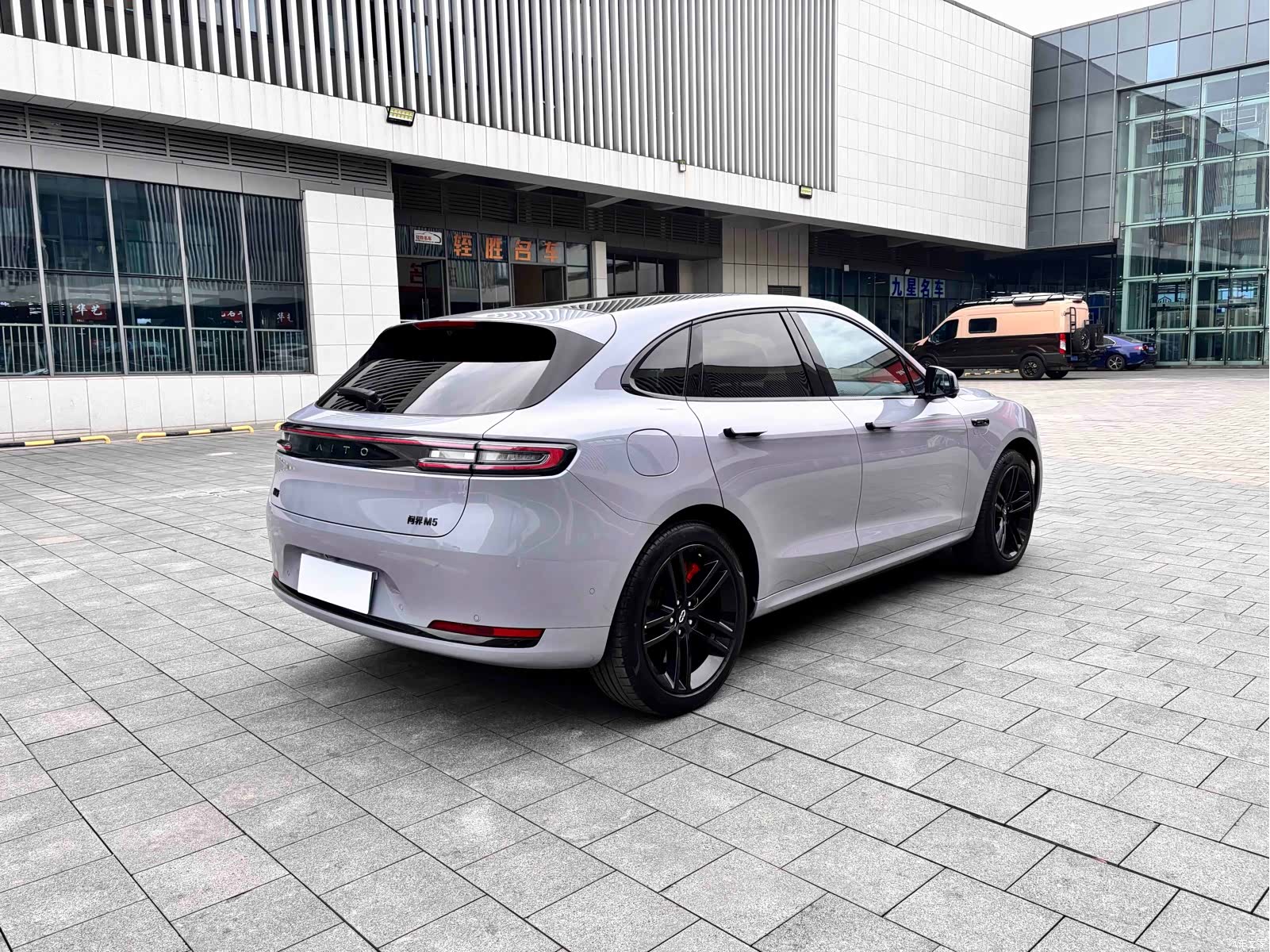 AITO M5, 2025 все фото