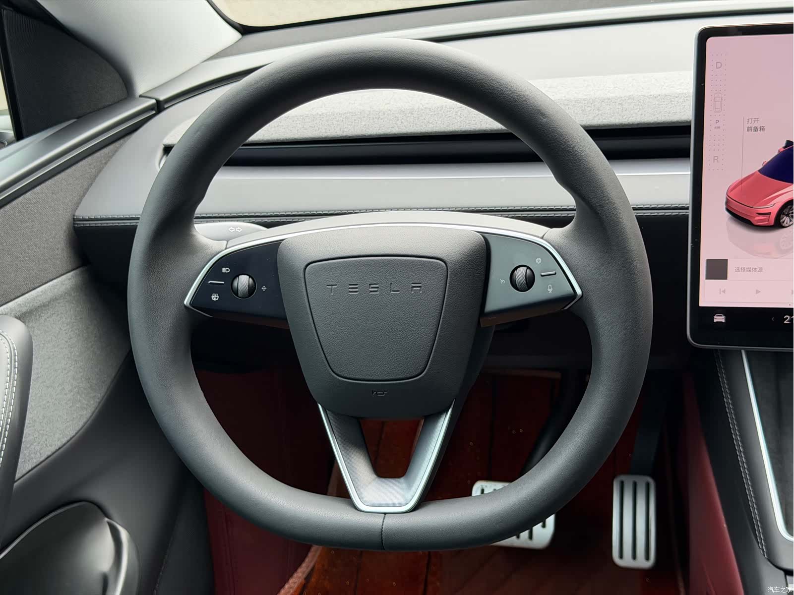Tesla Model Y, 2025 19
