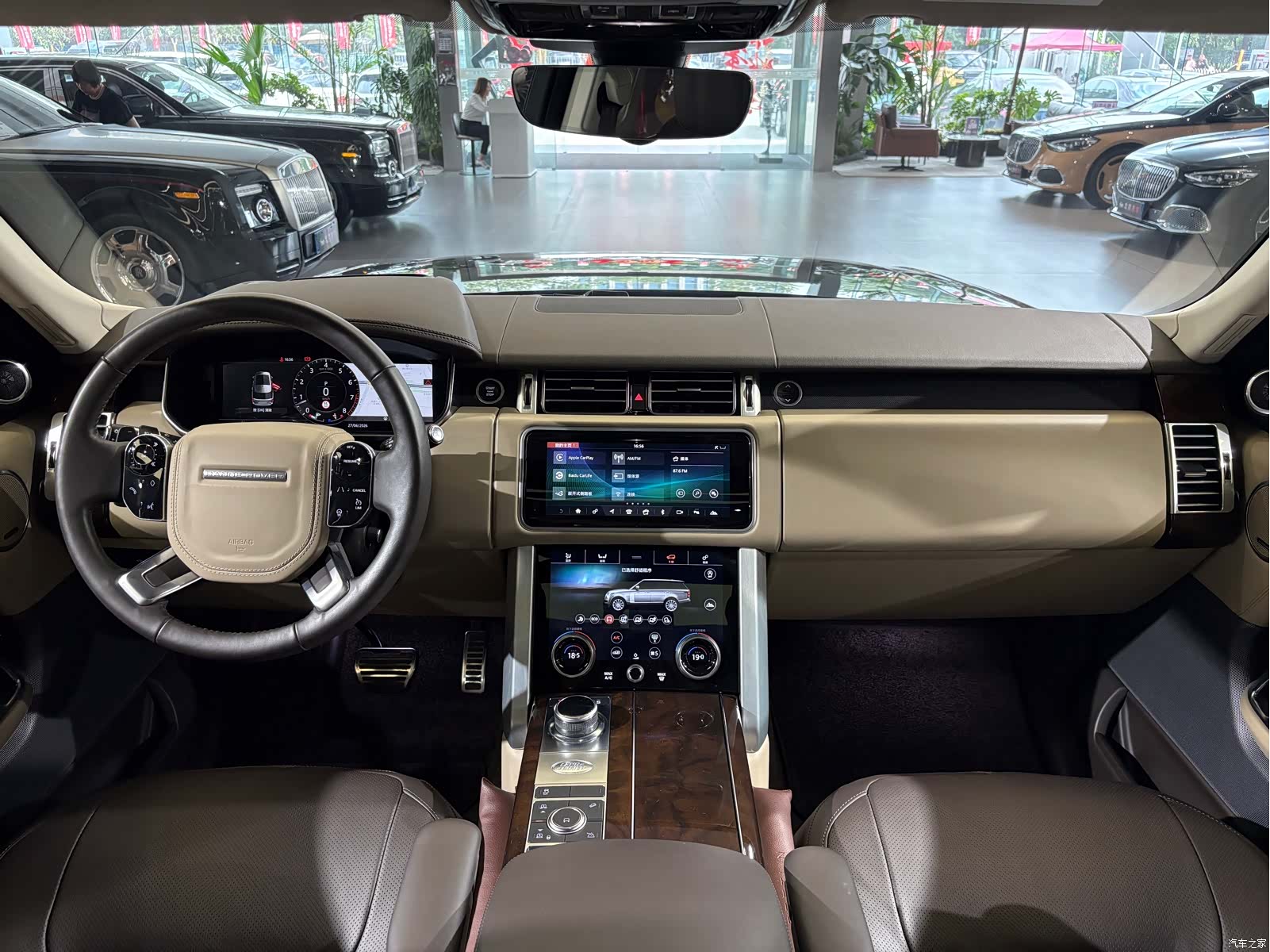 Land Rover Range Rover, 2022 13