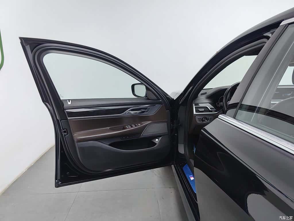 BMW 7 Series, 2018 8