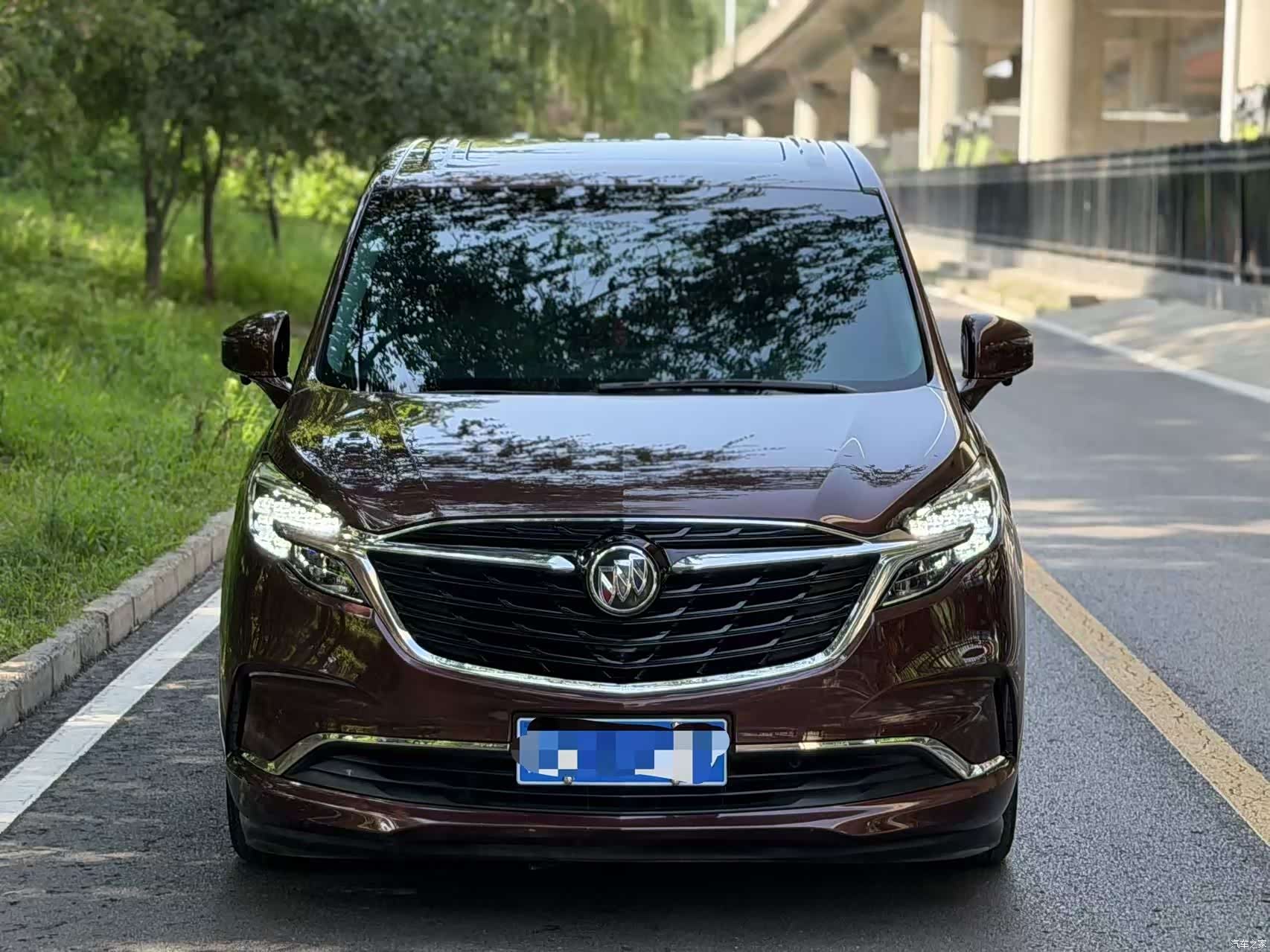 Buick GL8, 2022 2