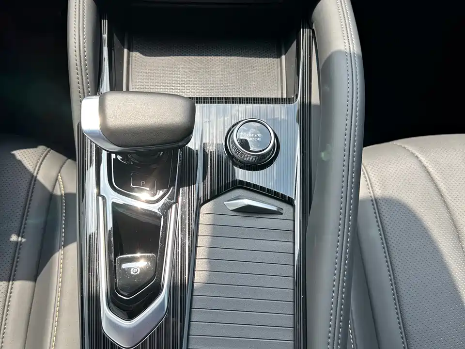 Geely Monjaro